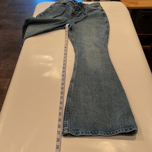 Social Tourist Ultra High Rise Flare Size 24 - Picture 6 of 16